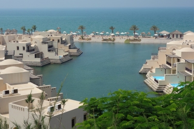 The Cove Rotana Resort Ras Al Khaimah (Alexander Mirschel)  Copyright 
Informazioni sulla licenza disponibili sotto 'Prova delle fonti di immagine'